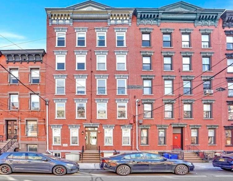 Appartement Funky & Colorful Urban Getaway, 20 Minutes To Nyc à Hoboken Extérieur photo